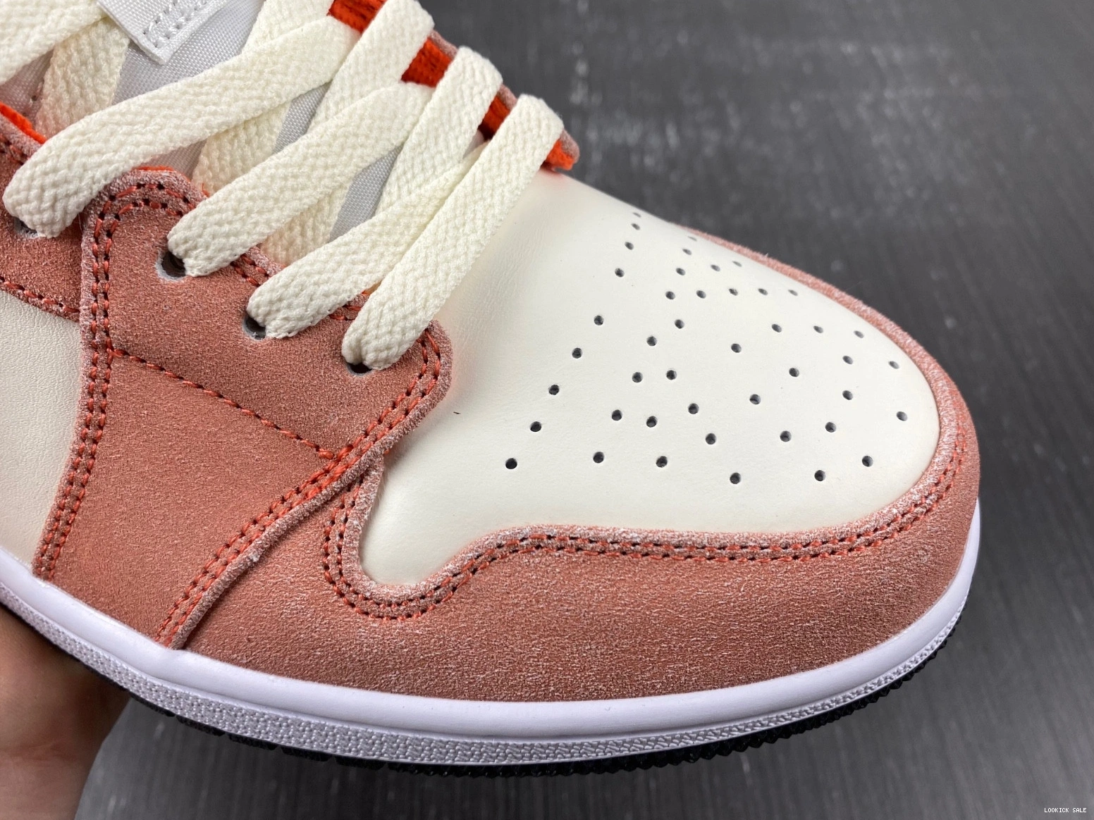 Reps Jordan DV1336-800 (GS) Mid SE Orange Suede - 1 0517